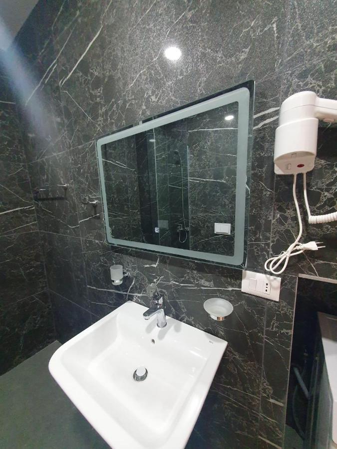#New Luxury Apartment Tirana Exteriör bild