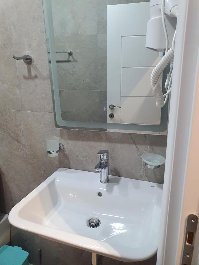#New Luxury Apartment Tirana Exteriör bild